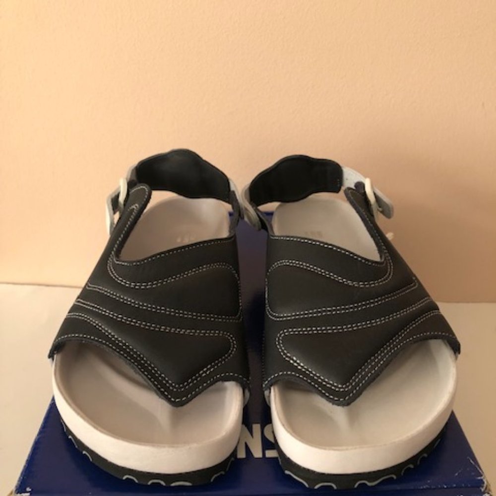 Birkenstock Terra Nappa leather black sandal. Exquisite. Size: 7, 10, 38 - Picture 11 of 13